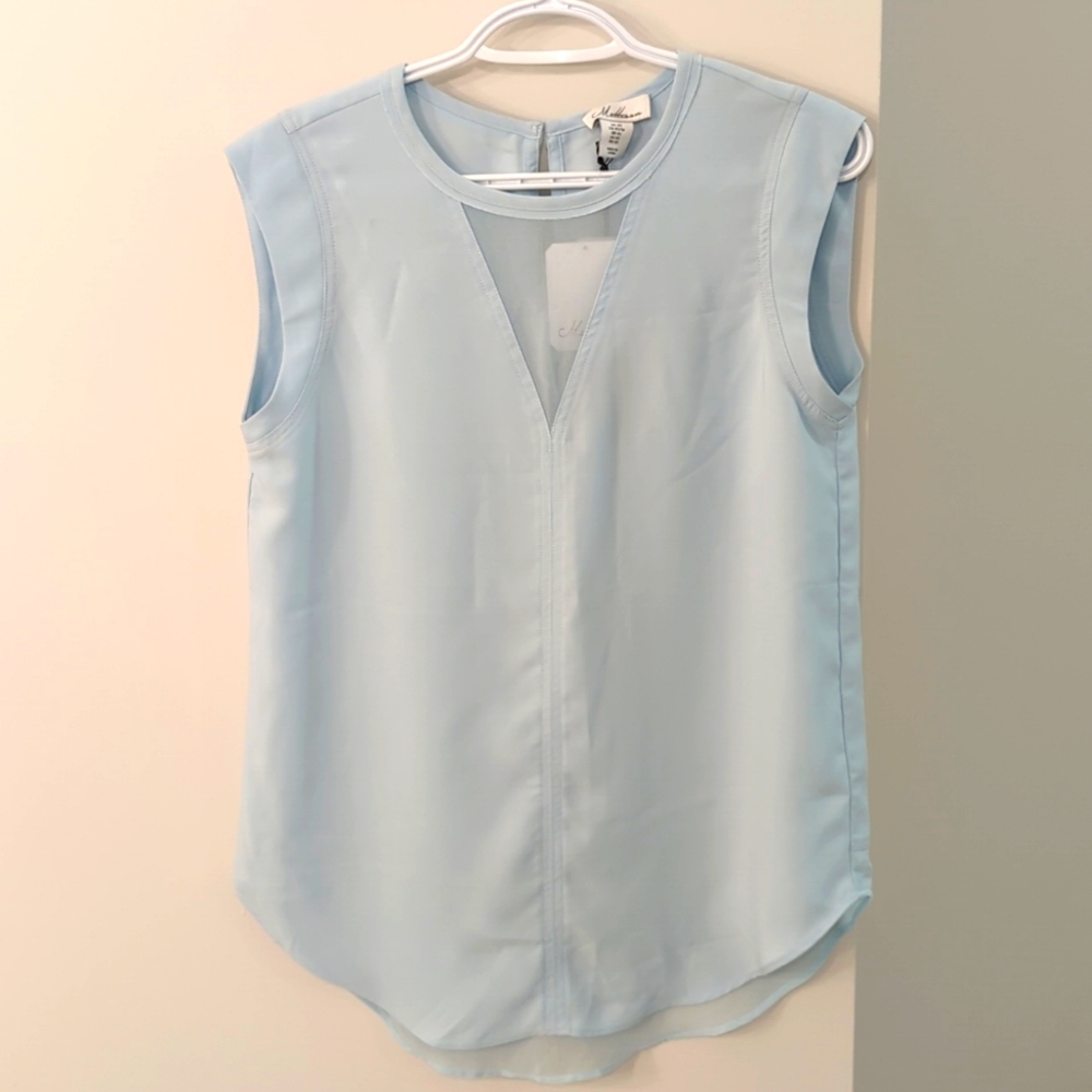 Blue Sleeveless Flowy top